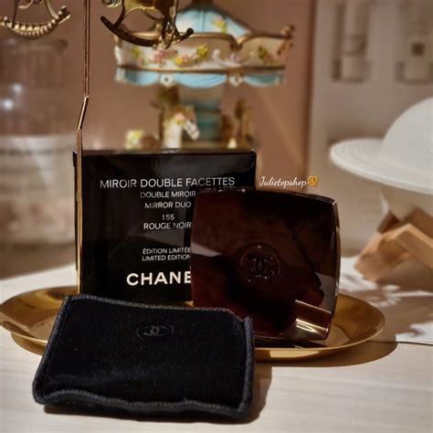 rouge noir chanel mirror